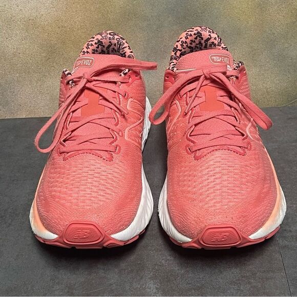 New Balance Fresh Foam X EVOZ v3 Women's Running Shoes Size 10B - Picture 6 of 16